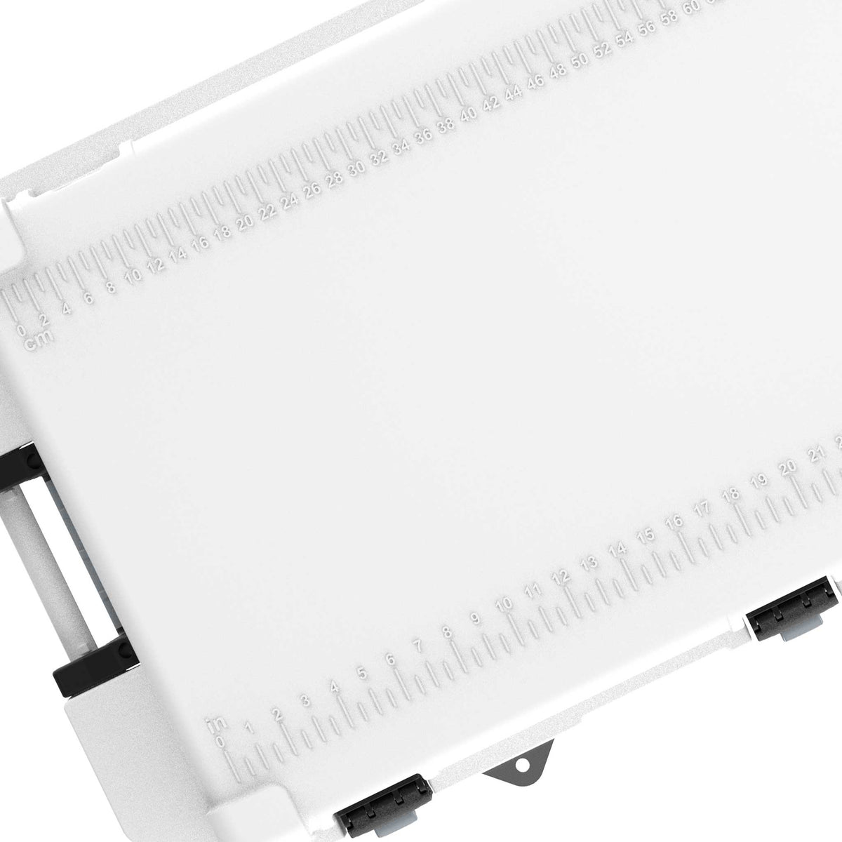 Pelican™ 150QT Elite Cooler comes with a ruler in inches and centimeters on the lid
